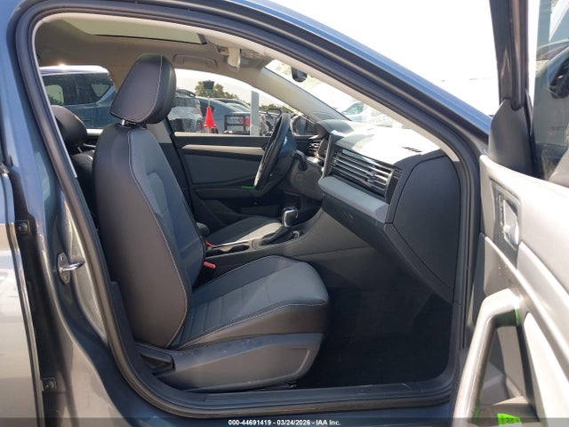 Volkswagen Jetta 1.5t Se