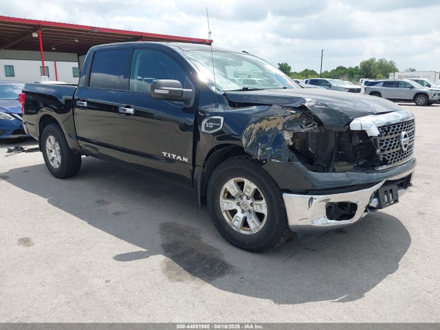 Salvage Nissan Titan Image