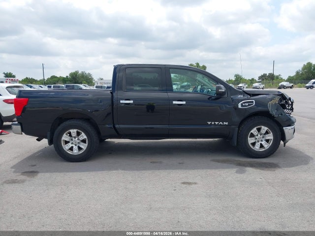 Nissan Titan Sv