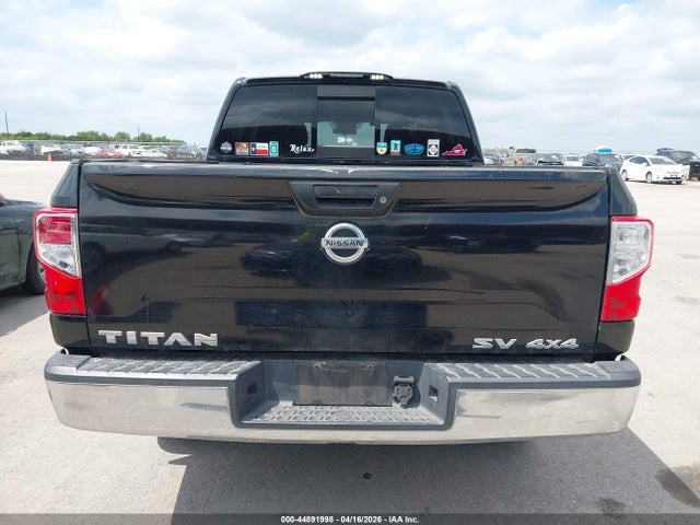Nissan Titan Sv