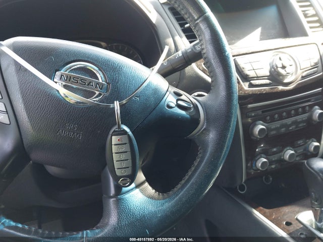 Nissan Pathfinder Platinum