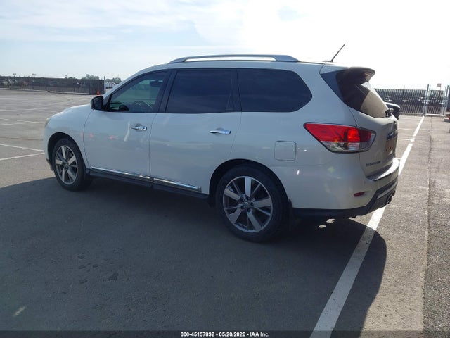 Nissan Pathfinder Platinum