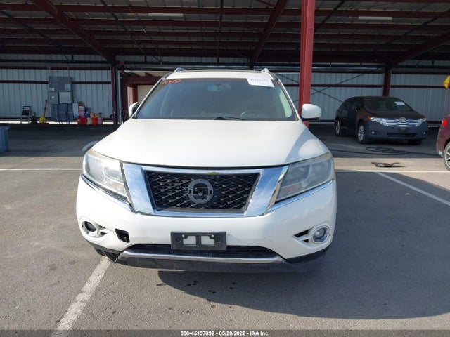 Nissan Pathfinder Platinum