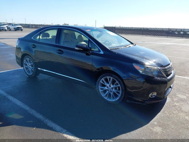 Salvage Lexus HS 250h Image