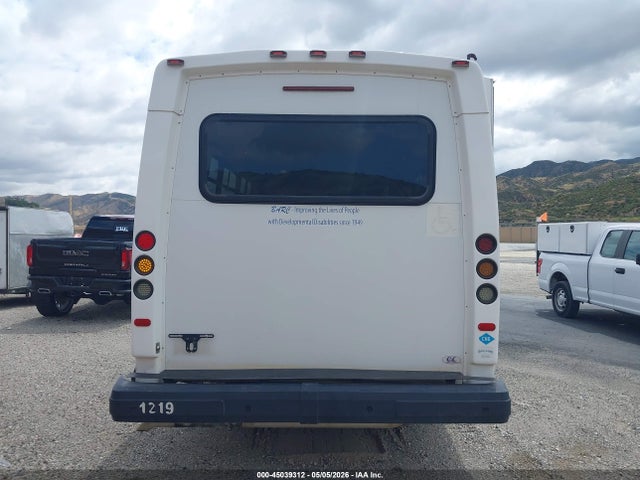 Ford E-450