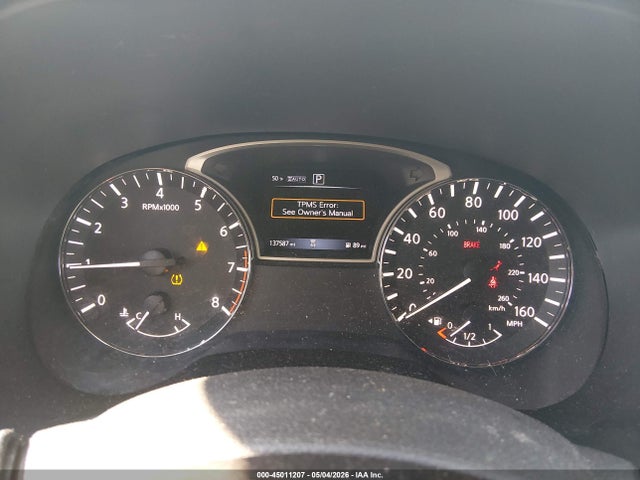 Nissan Pathfinder S
