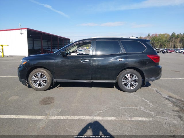 Nissan Pathfinder S