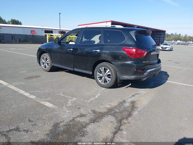 Nissan Pathfinder S