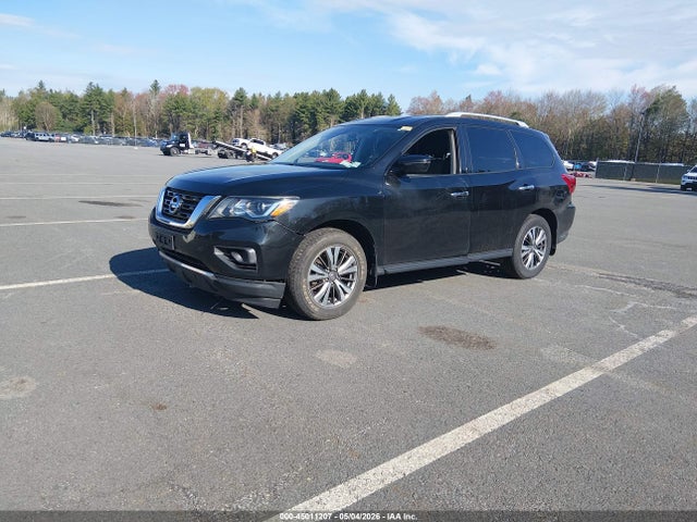 Nissan Pathfinder S