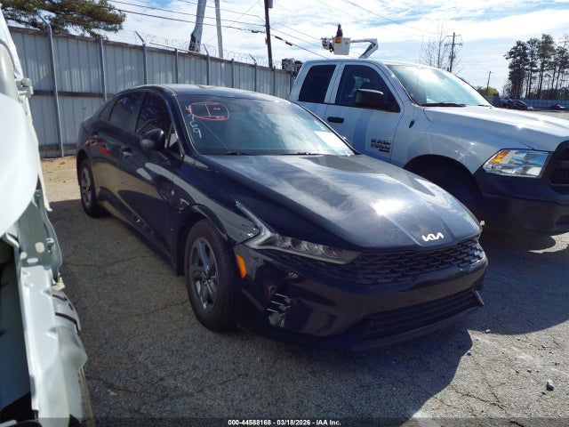 Salvage Kia K5 Image