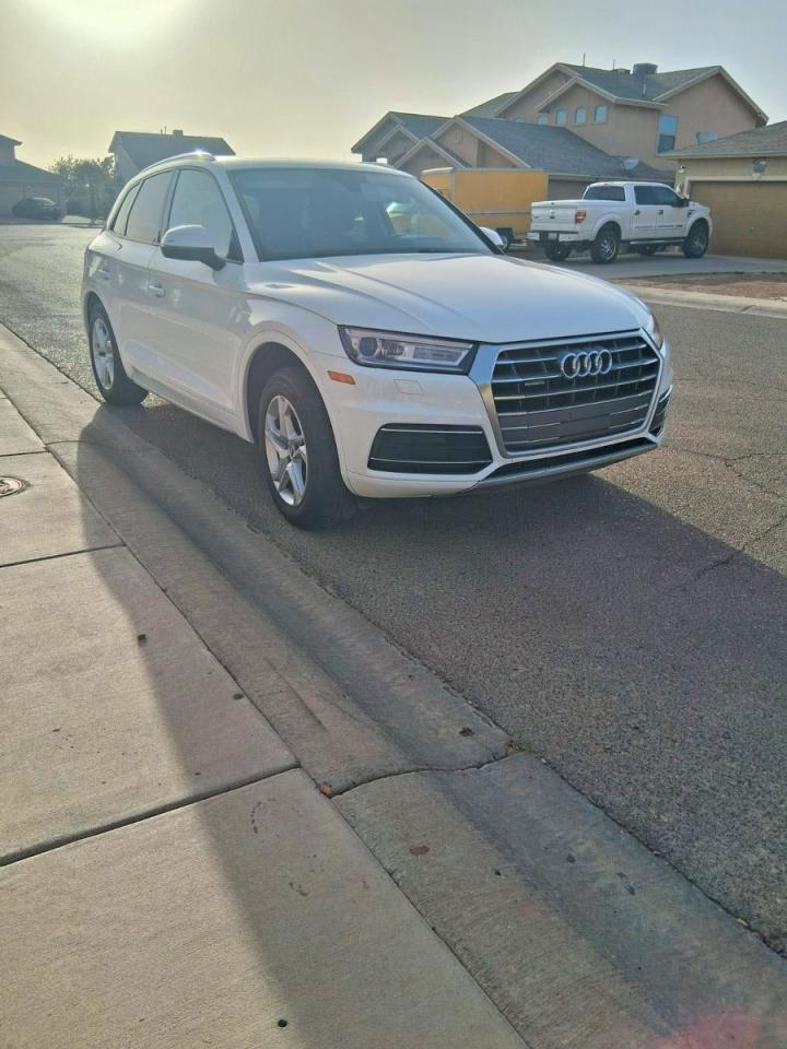 Salvage Audi Q5 Image