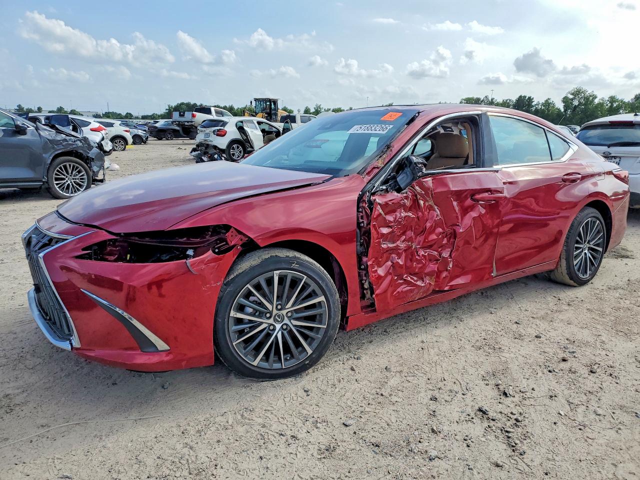 Salvage Lexus Es Image