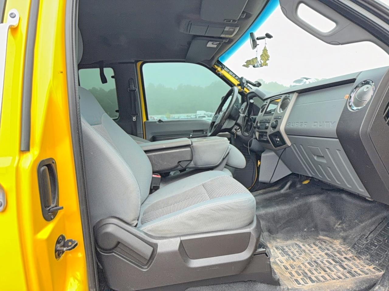 Ford F-650 Super Duty
