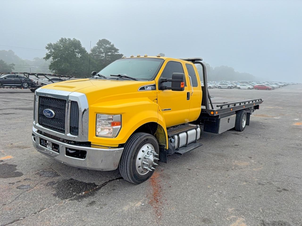 Ford F-650 Super Duty