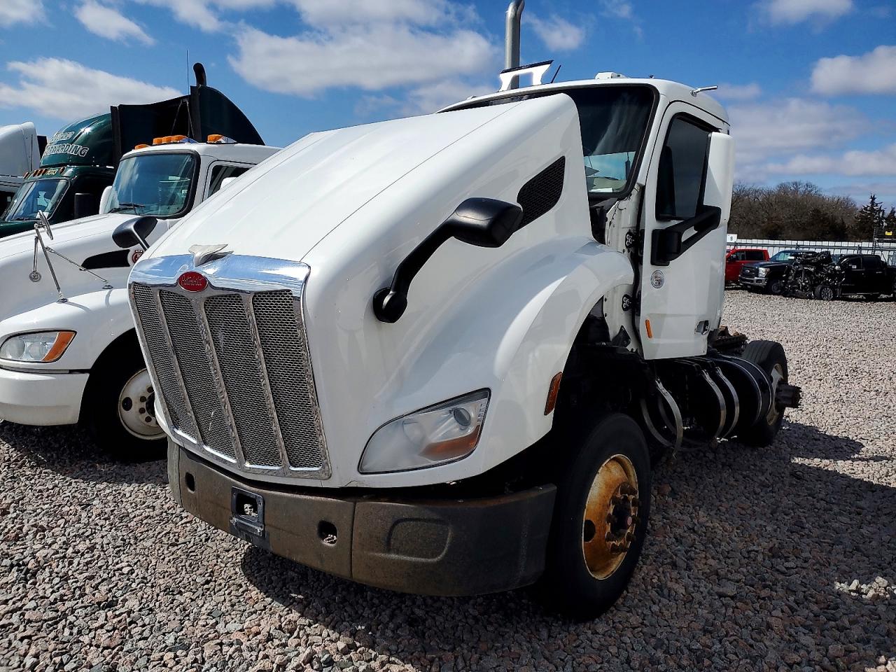 Peterbilt 579