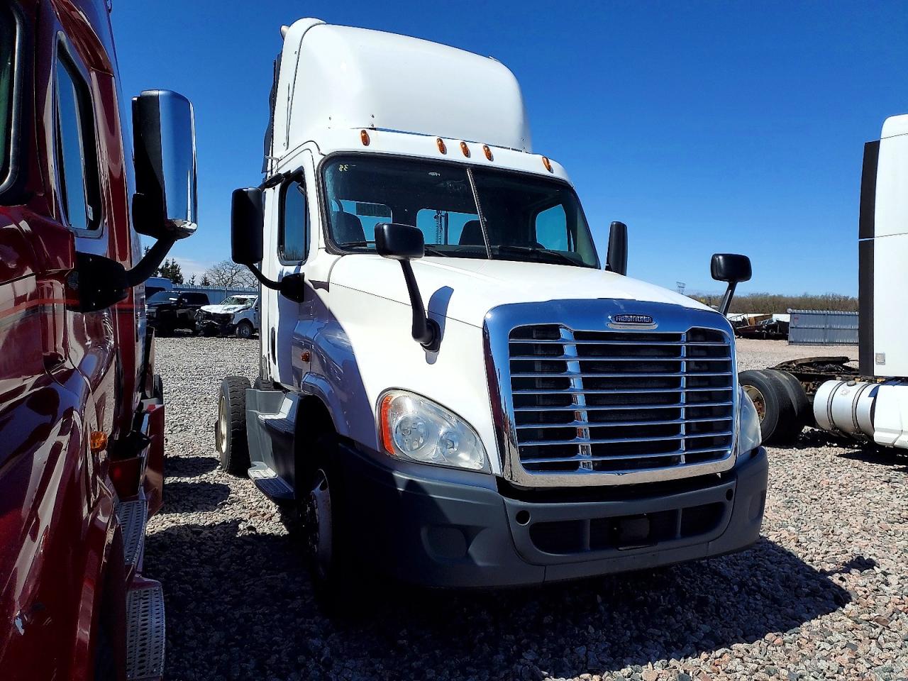 Salvage Freightliner Cascadia 125 Image