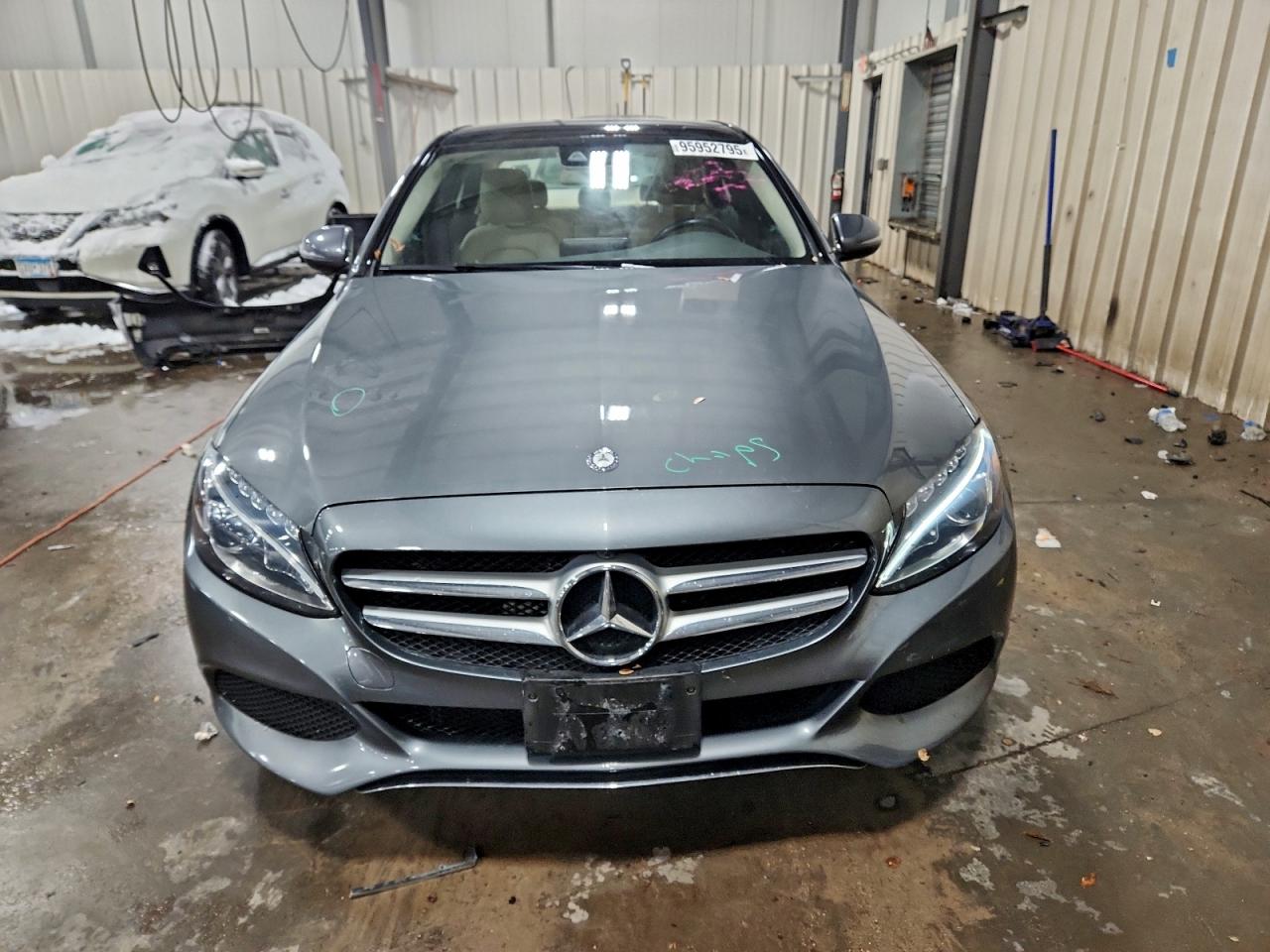 Mercedes-Benz C-Class 300 4matic