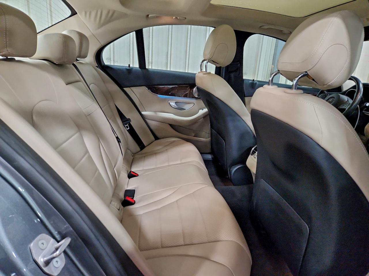 Mercedes-Benz C-Class 300 4matic