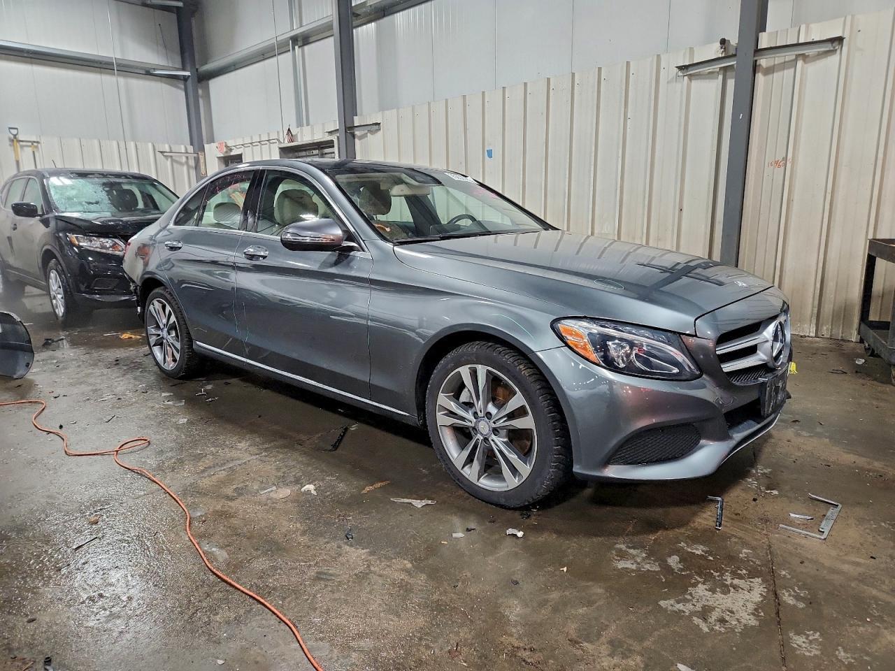 Mercedes-Benz C-Class 300 4matic