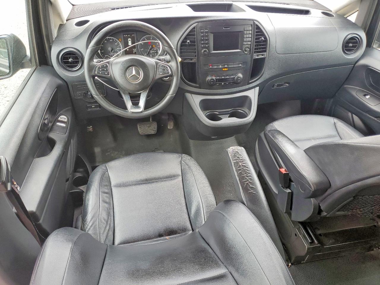 Mercedes-Benz Metris