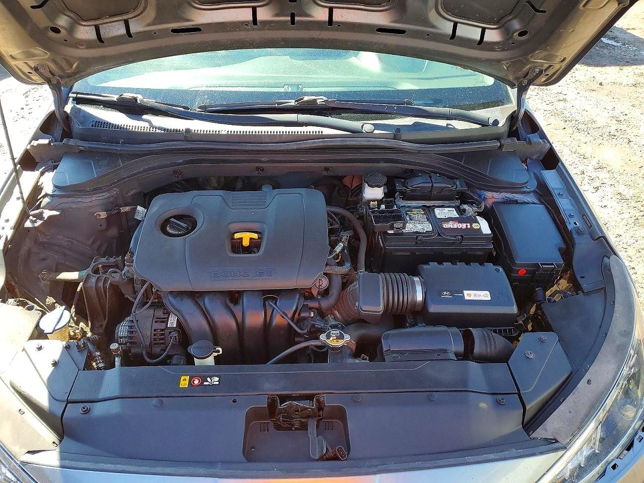 Hyundai ELANTRA Se