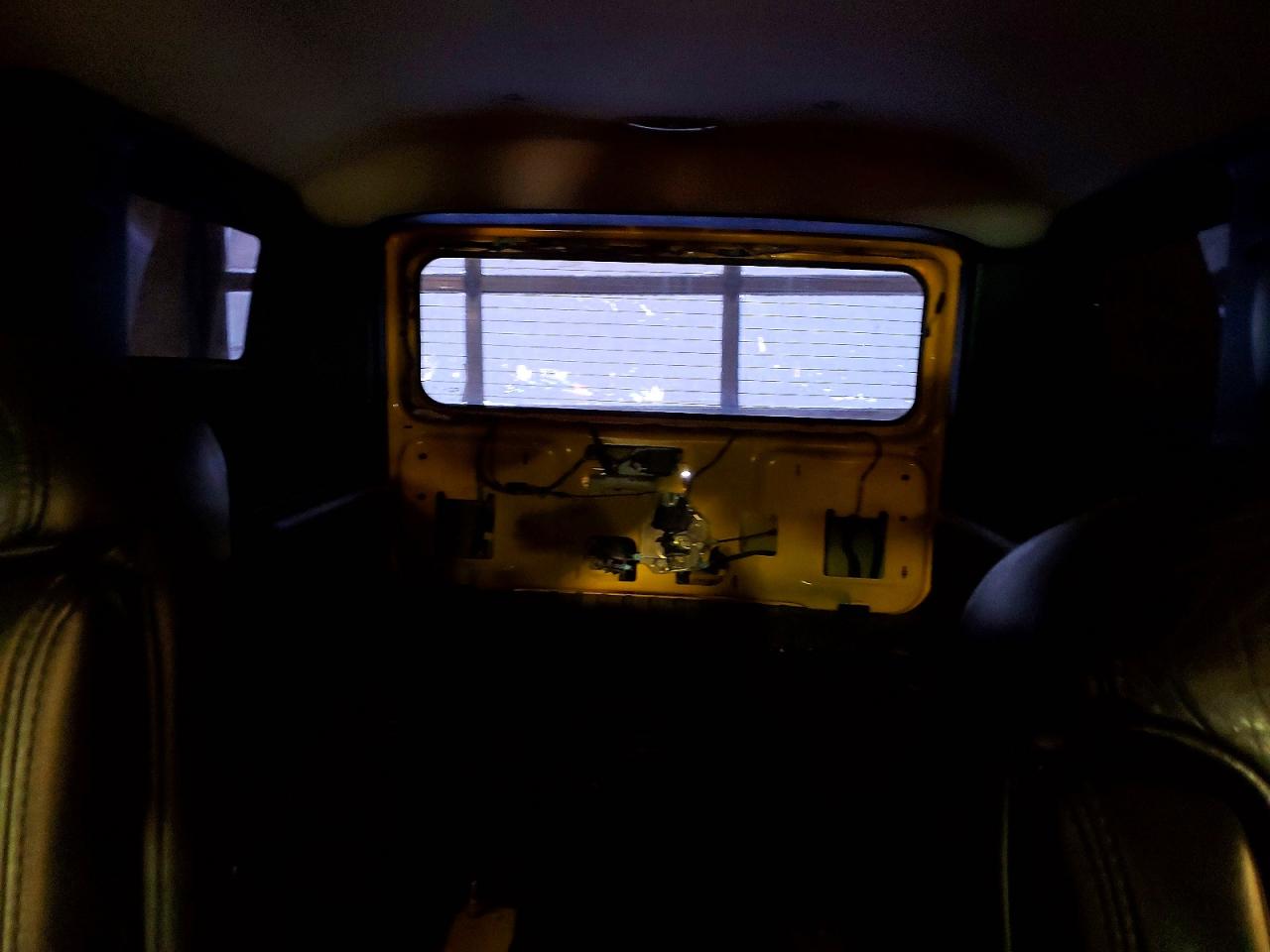 HUMMER H2