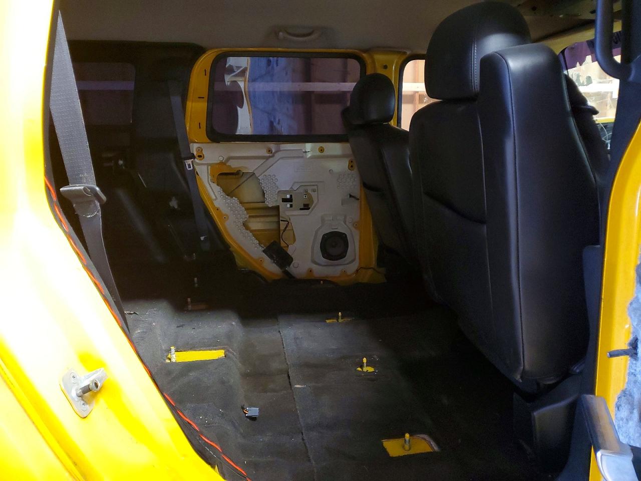 HUMMER H2