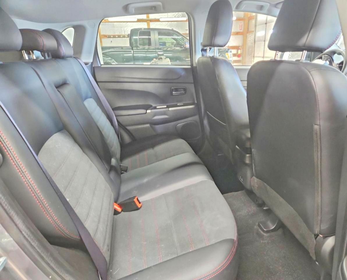Mitsubishi Outlander S