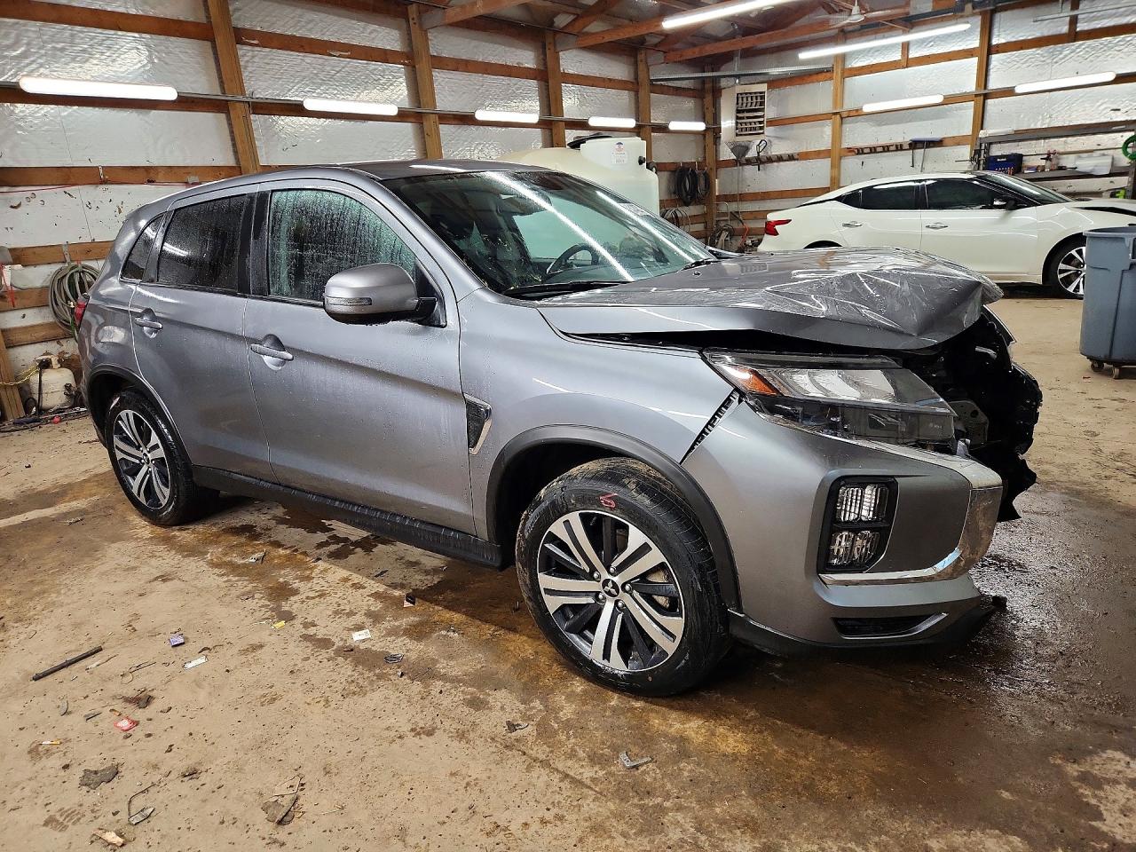 Mitsubishi Outlander S