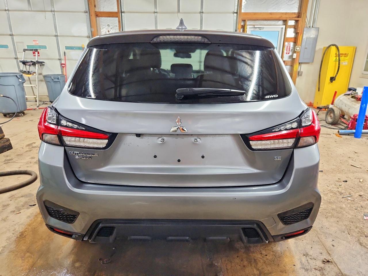 Mitsubishi Outlander S