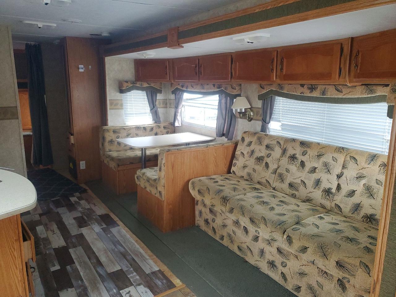 Salem Travel Tra