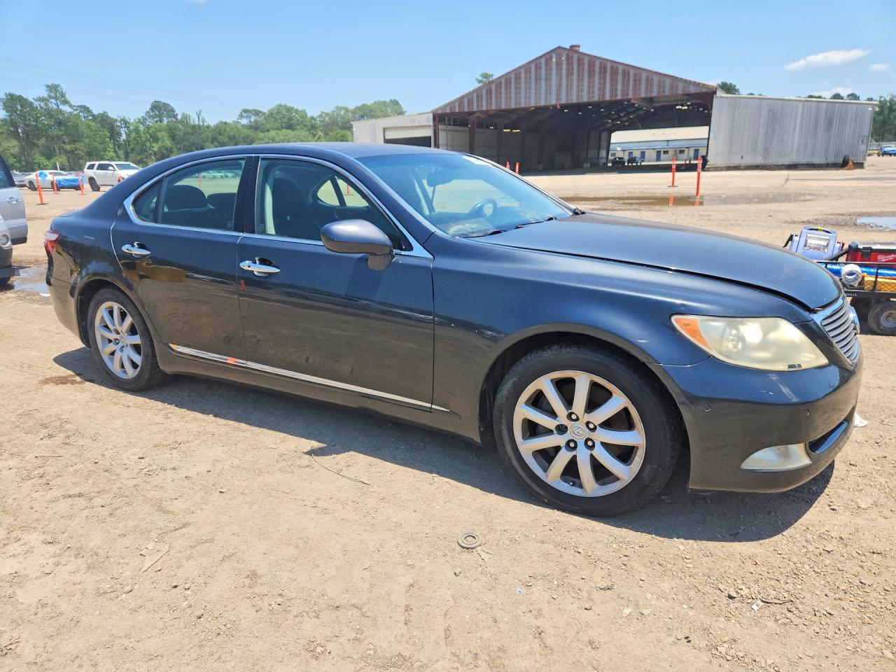 Lexus LS 460