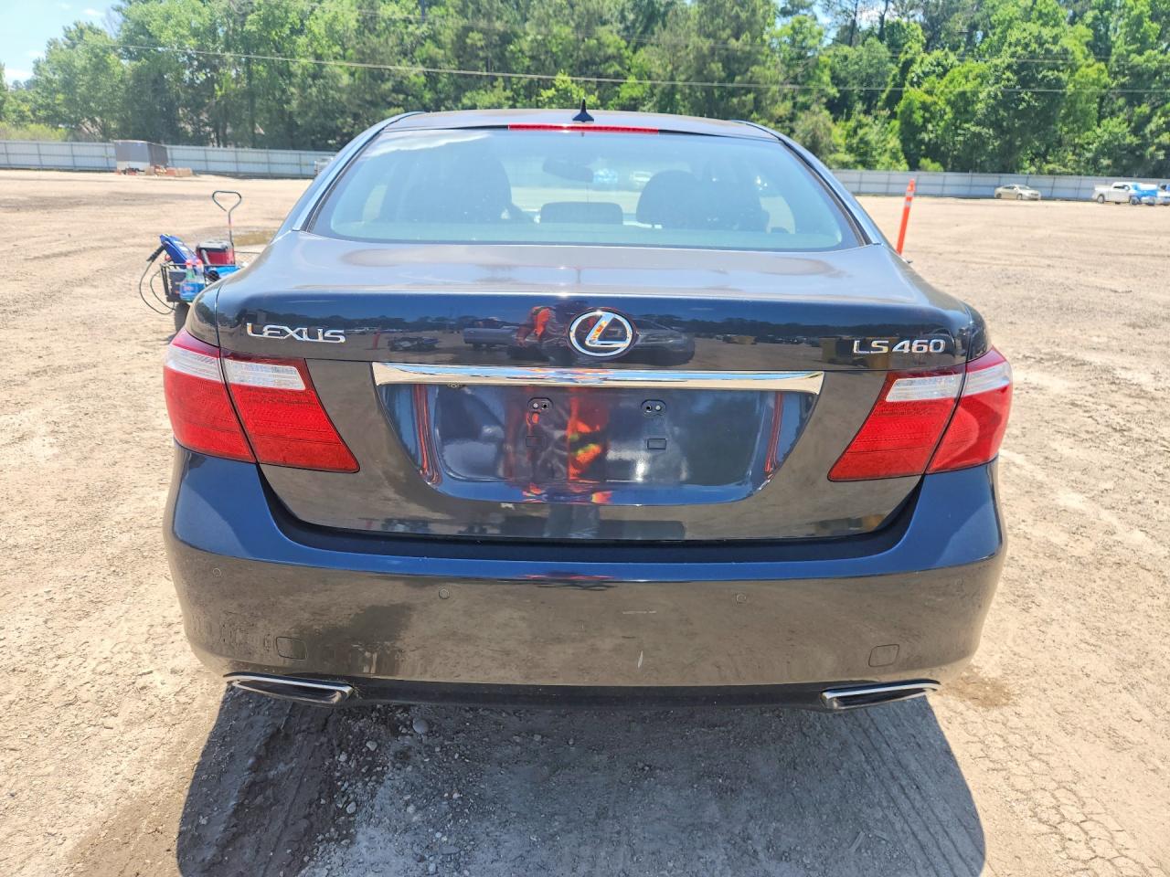 Lexus LS 460