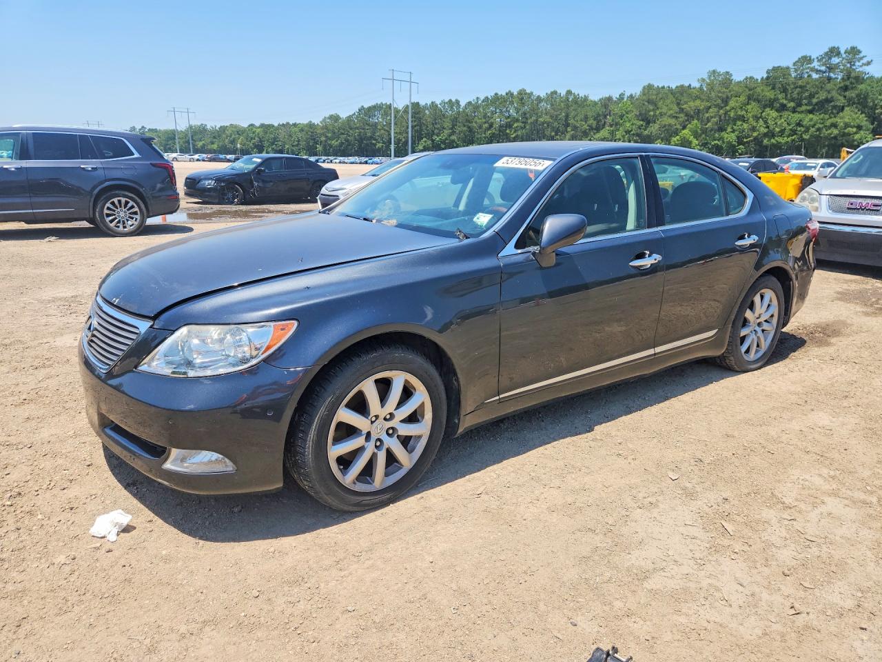 Salvage Lexus LS Image