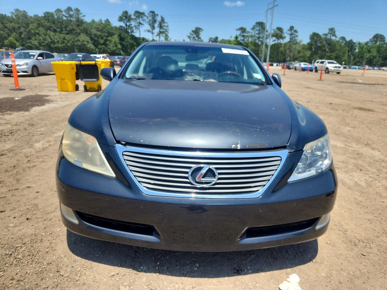 Lexus LS 460