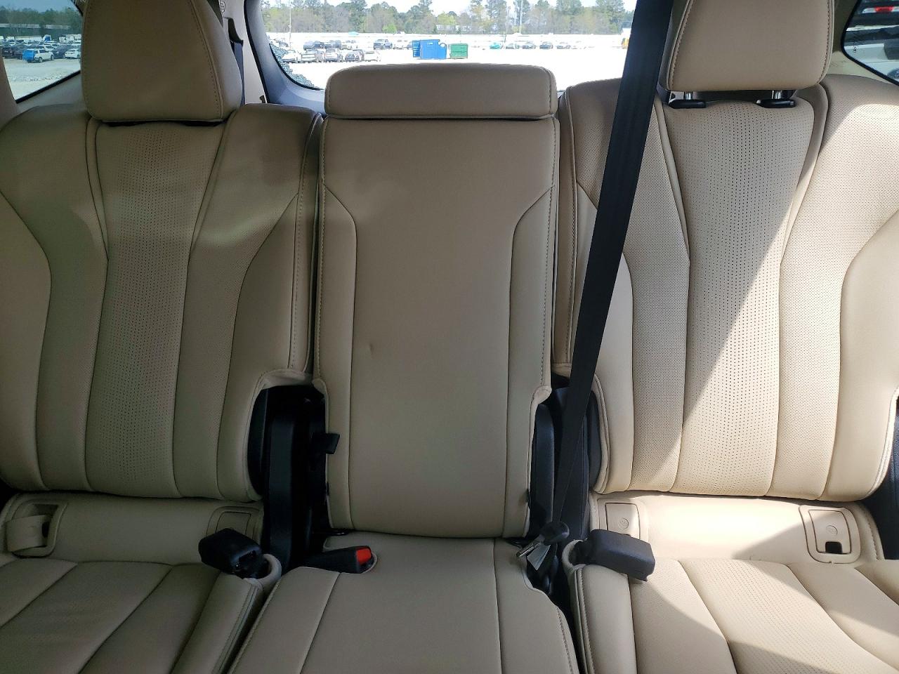 Acura MDX Advance