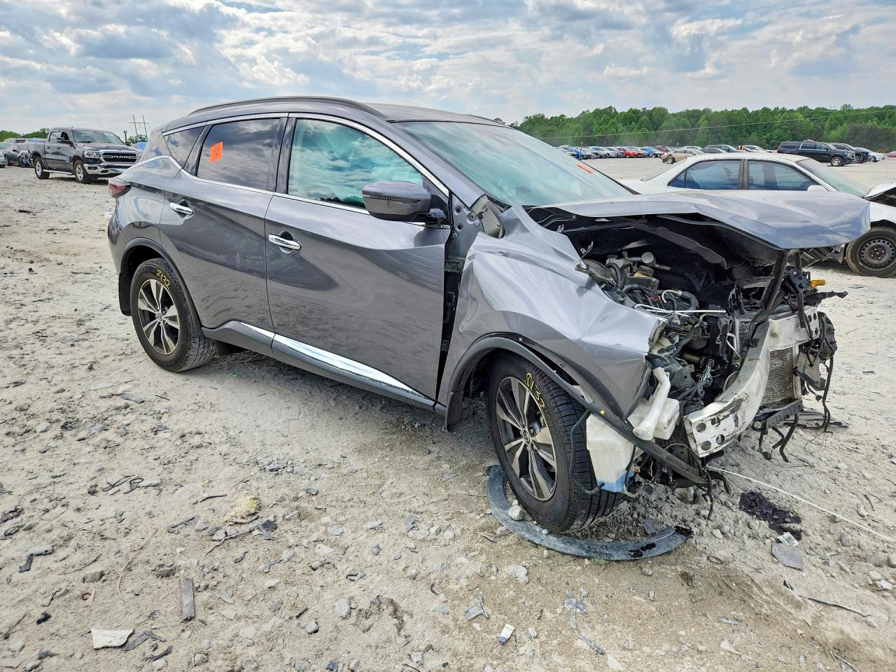 Nissan Murano Sv