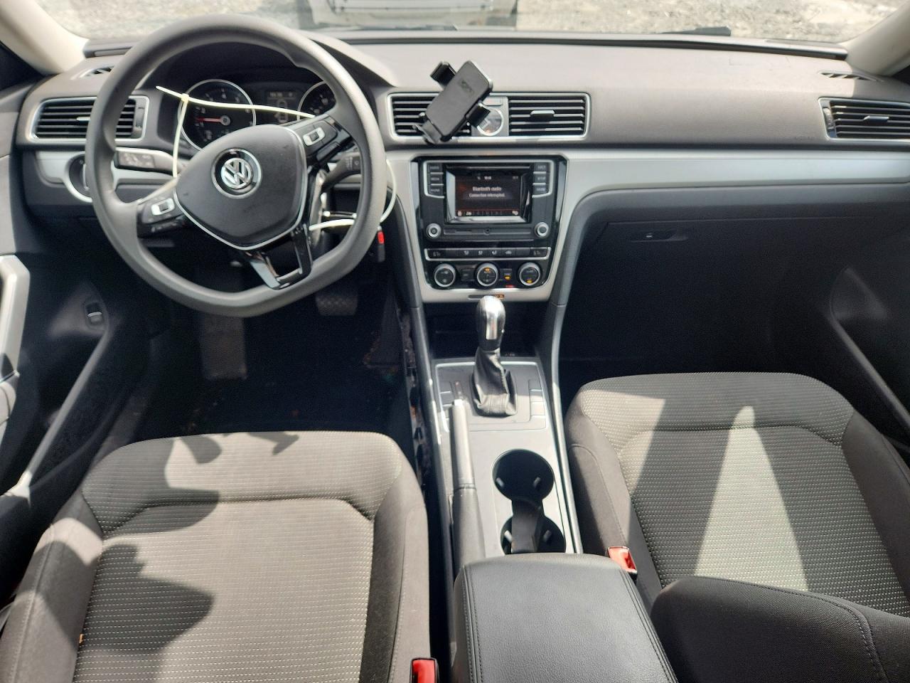 Volkswagen Passat S