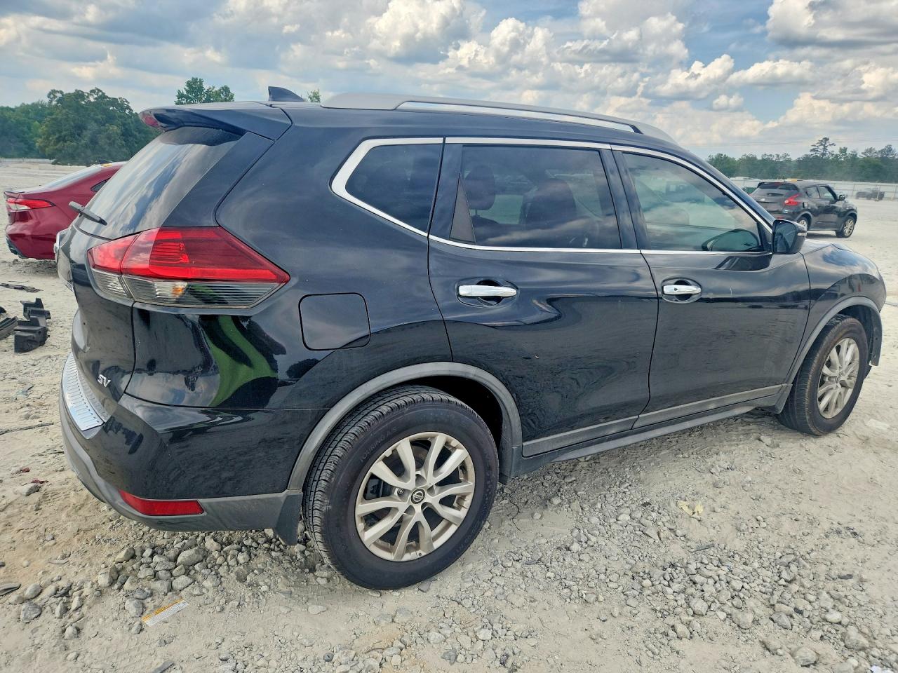 Nissan Rogue Sv