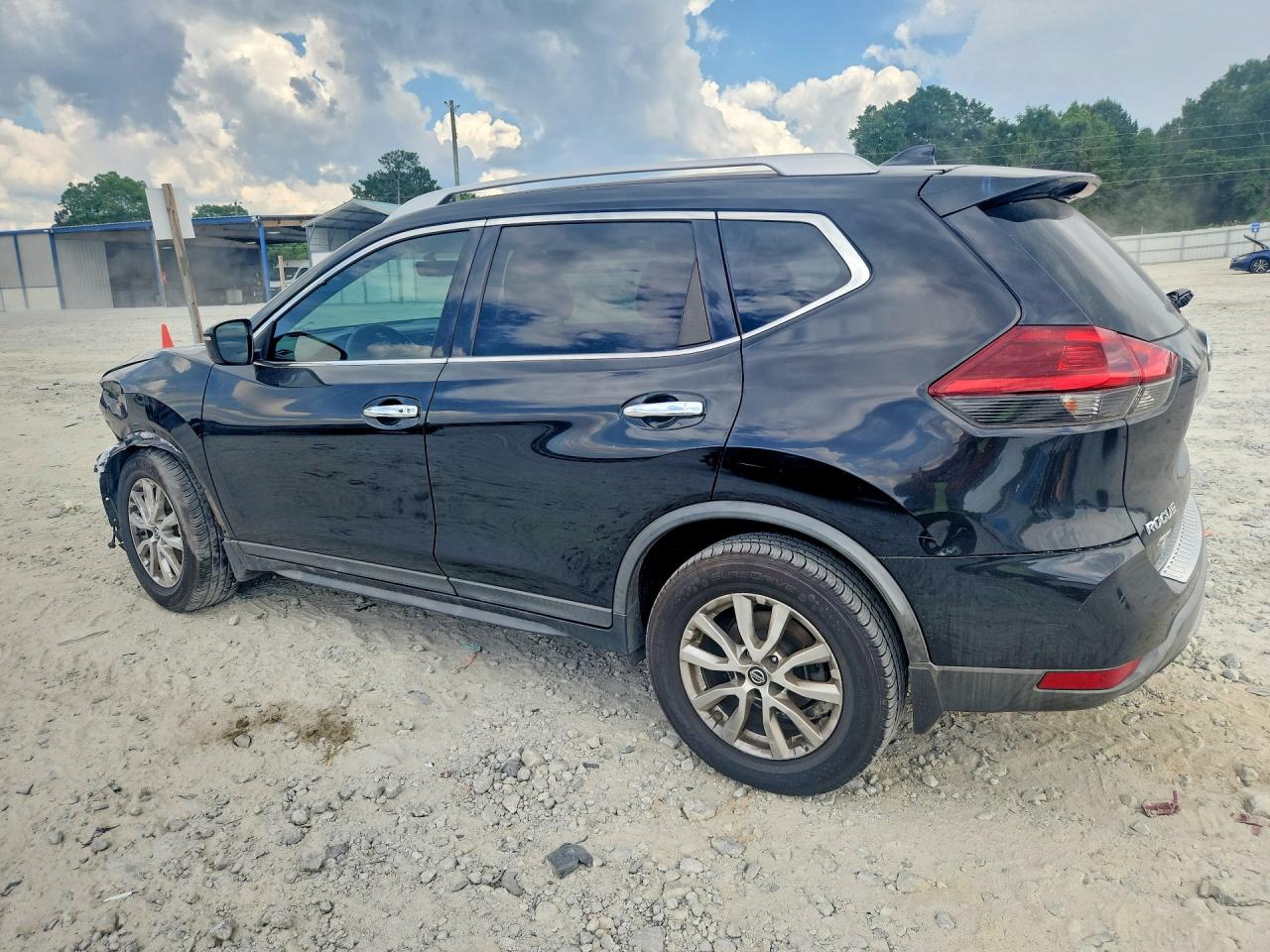 Nissan Rogue Sv