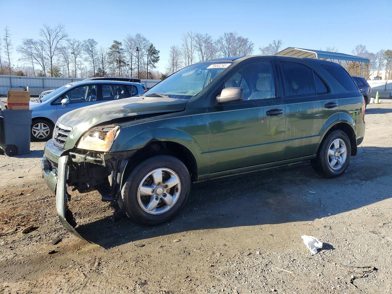 Salvage Kia Sorento Image