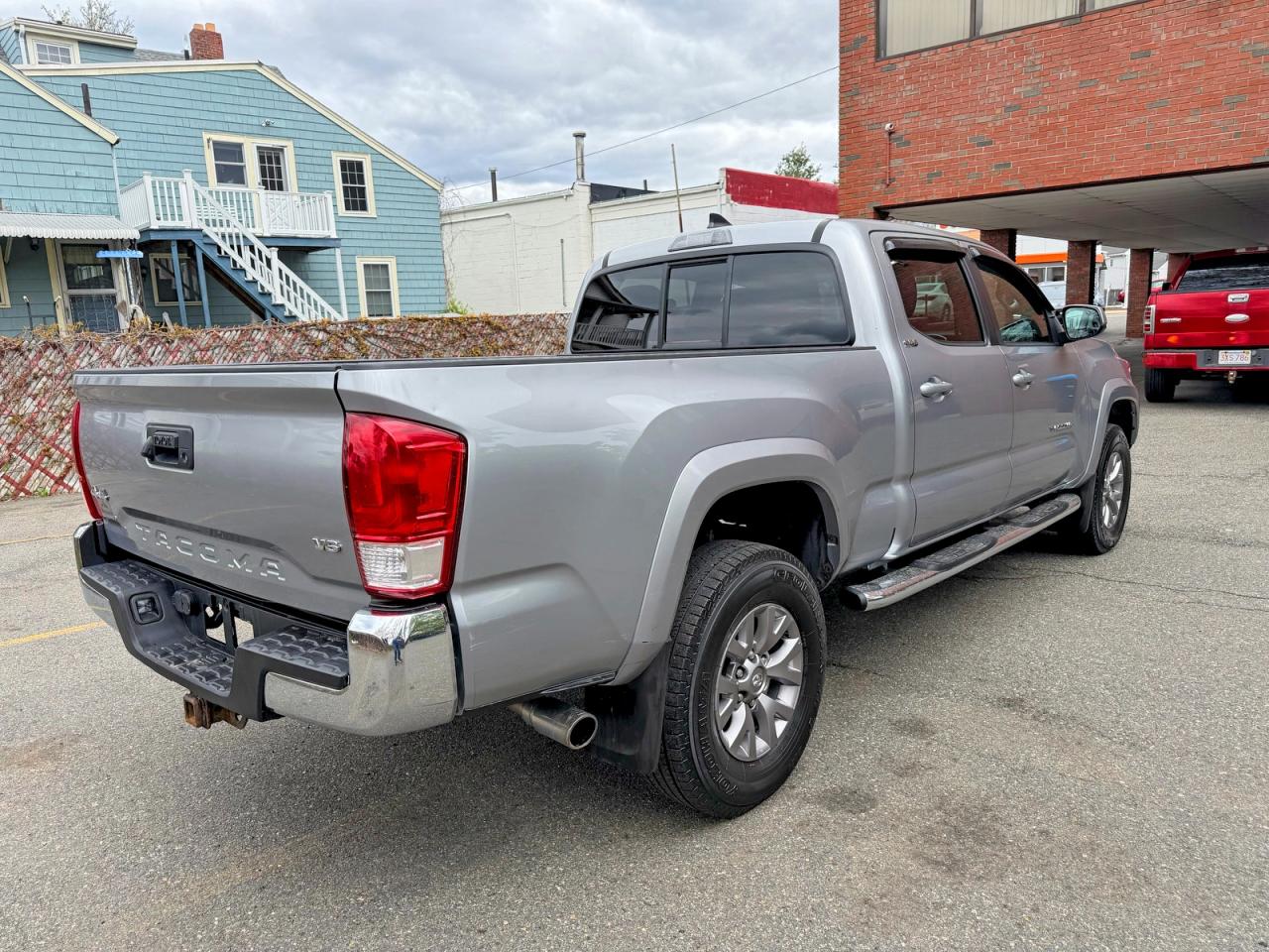 Toyota Tacoma Sr5 V6