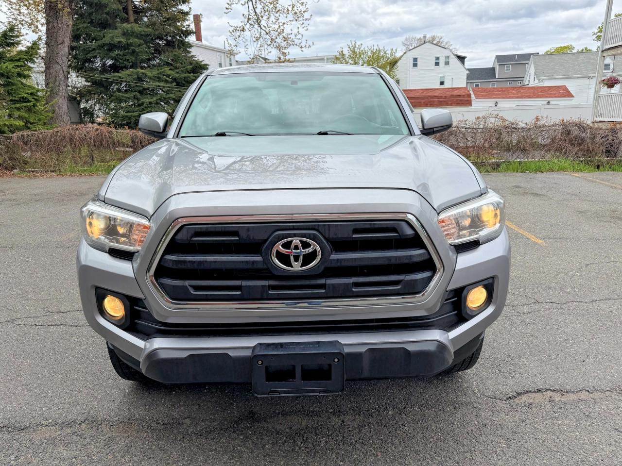 Toyota Tacoma Sr5 V6