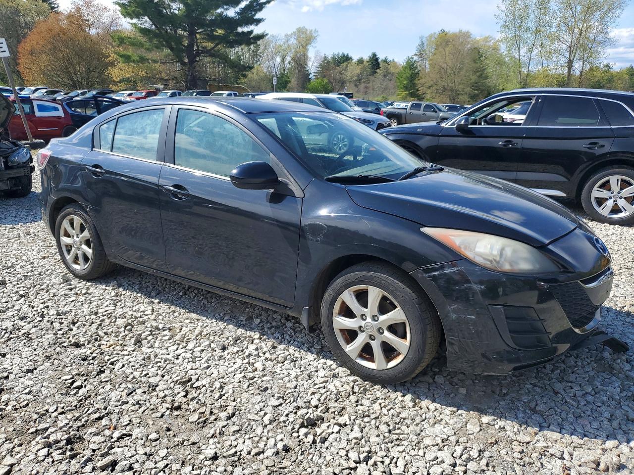 Mazda 3 I