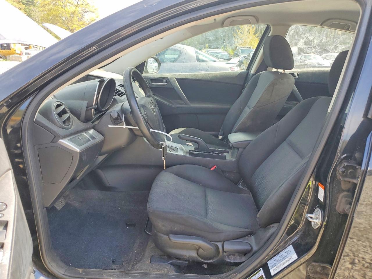 Mazda 3 I
