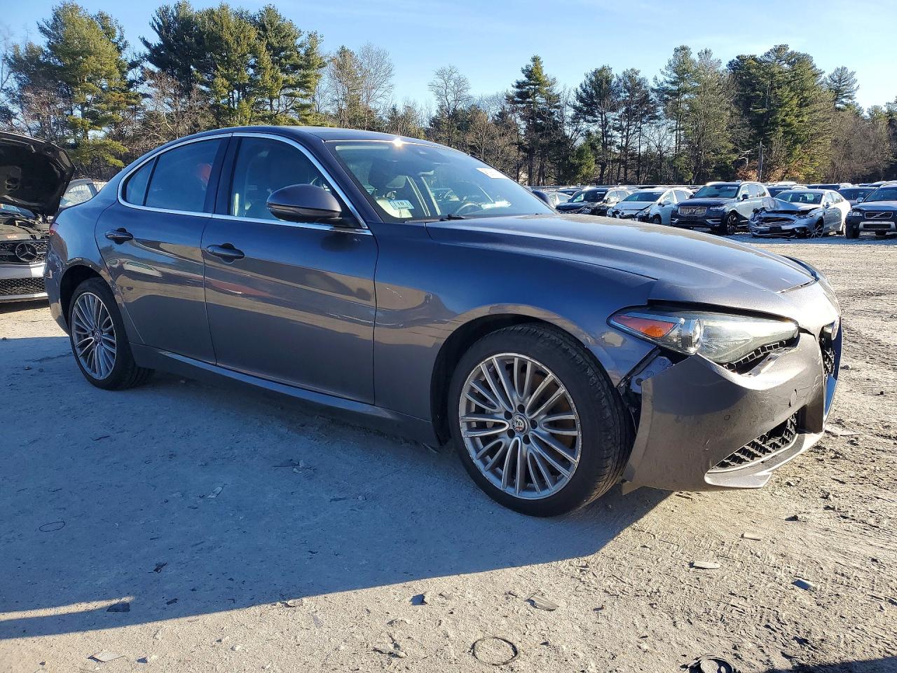 Alfa Romeo Giulia Ti Q4