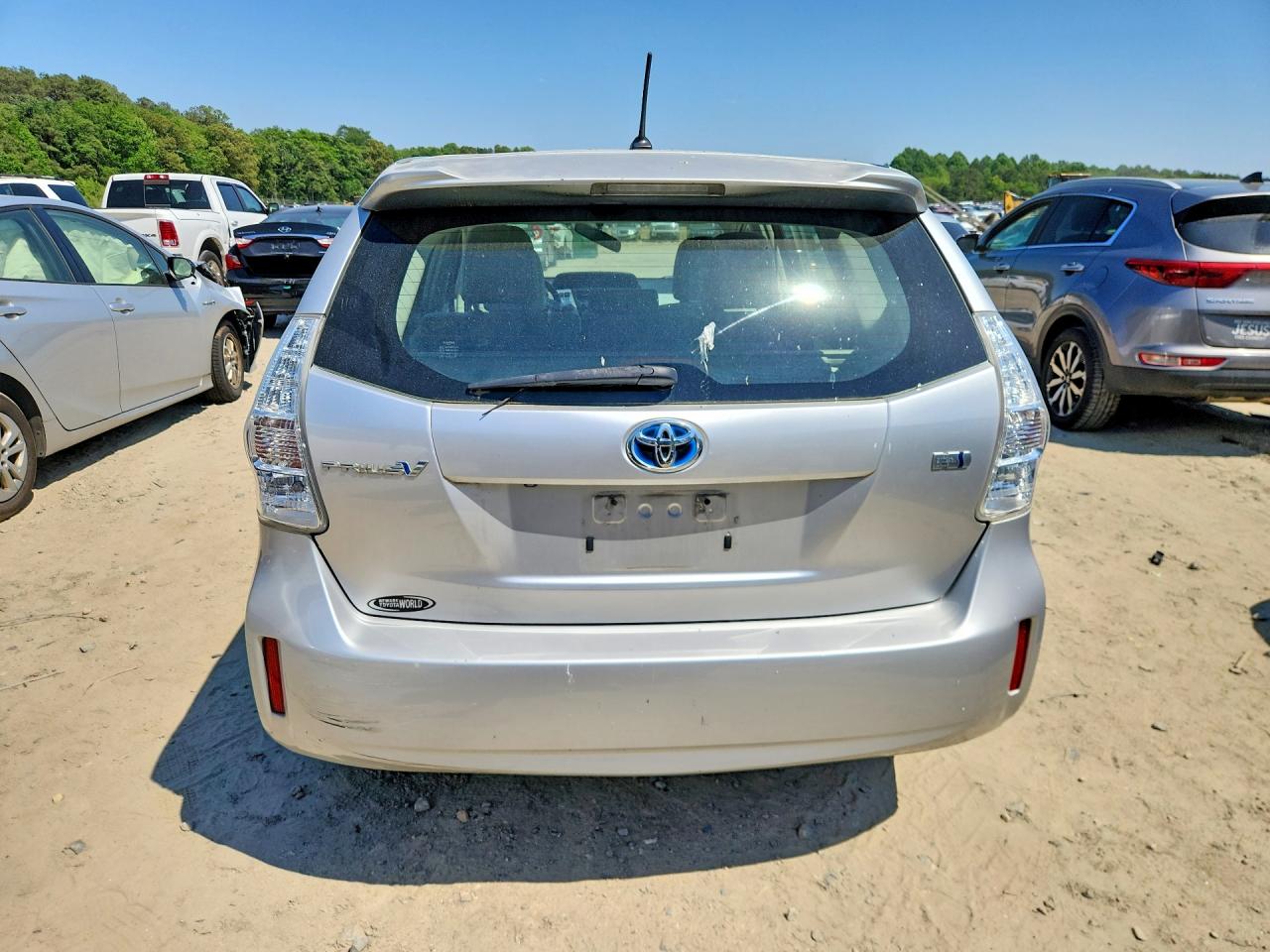 Toyota Prius v Two