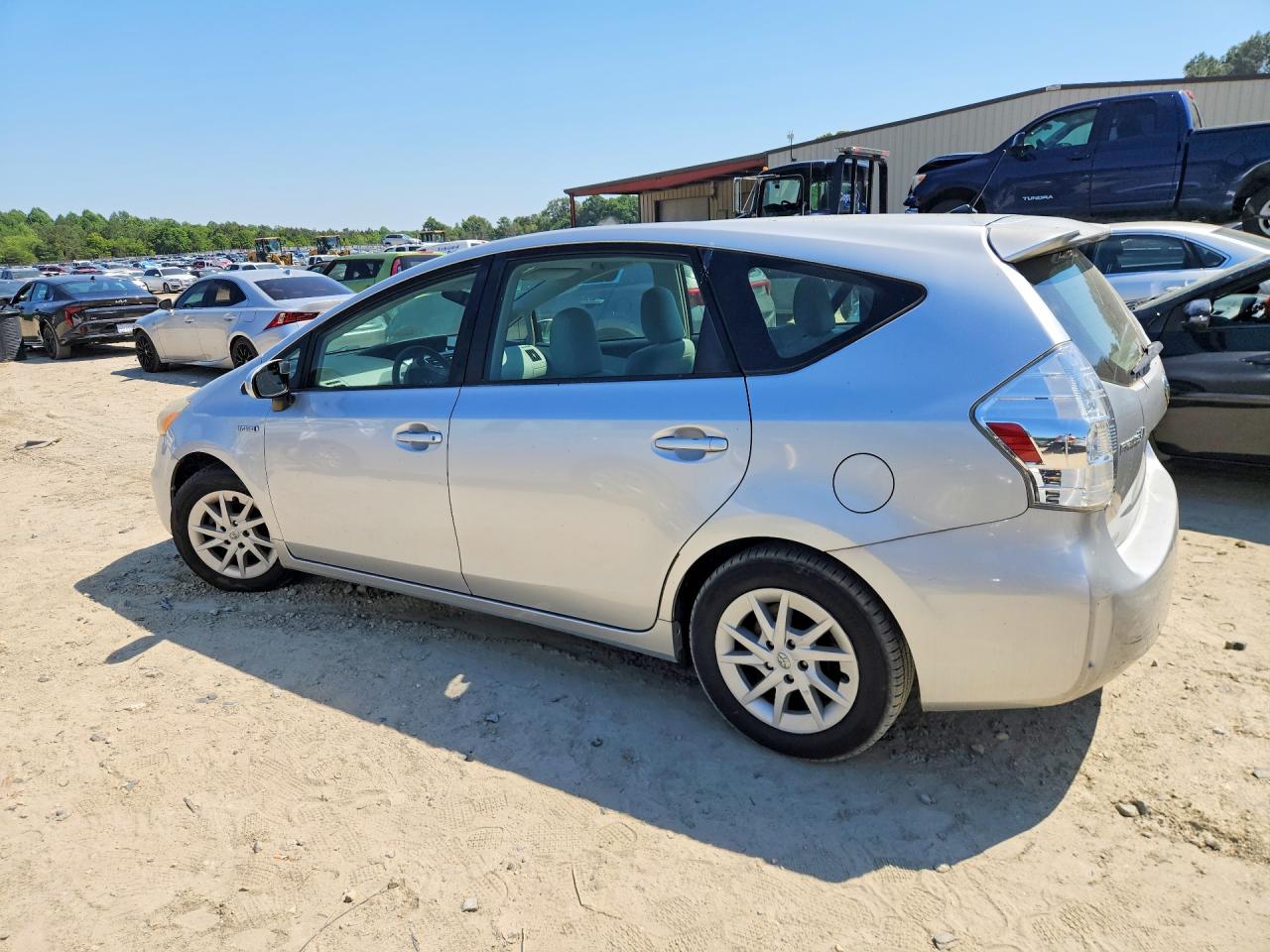 Toyota Prius v Two