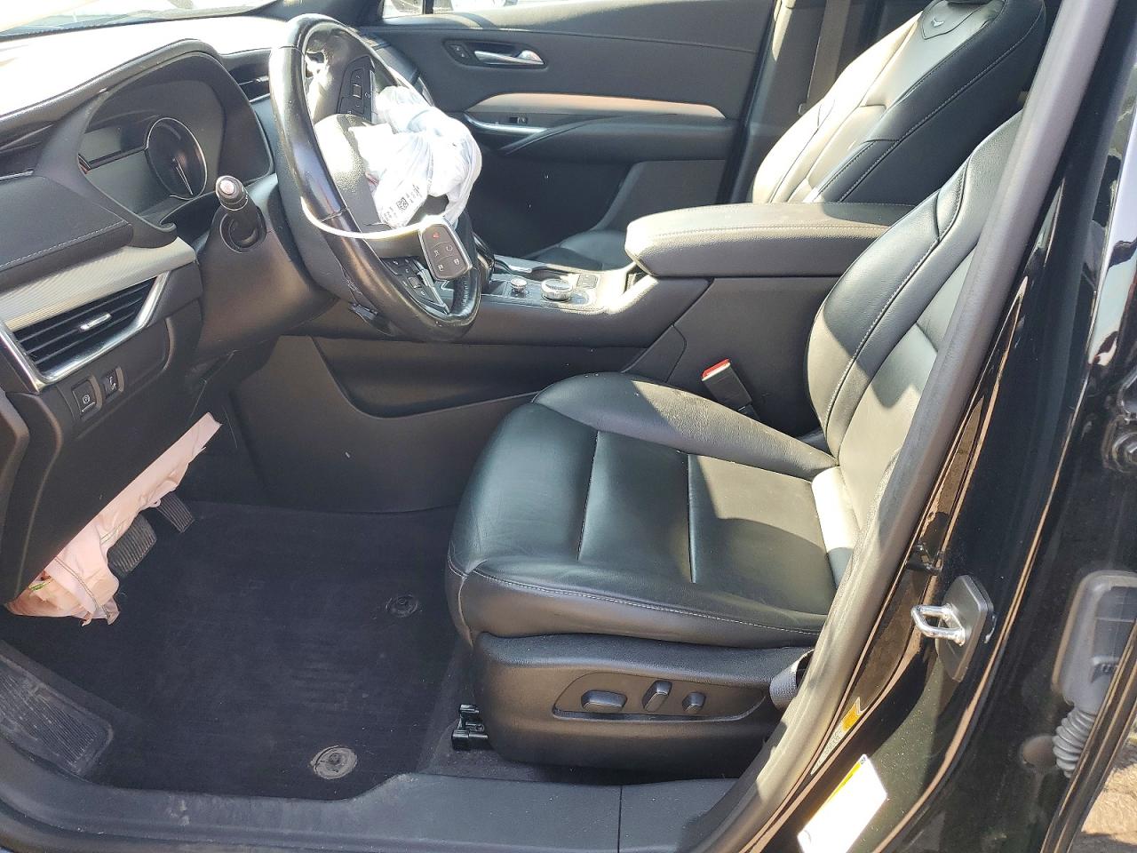 Cadillac XT4 Premium Luxury