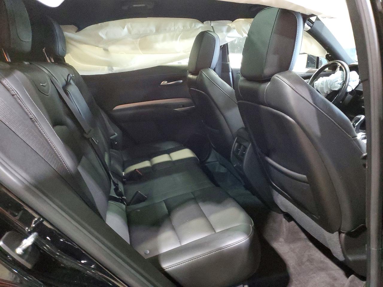Cadillac XT4 Premium Luxury